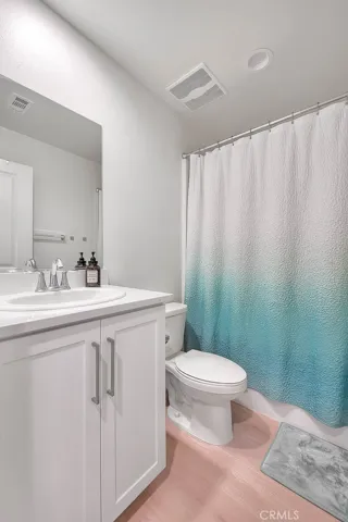 15678 Parry Peak Drive, Fontana, California 92336