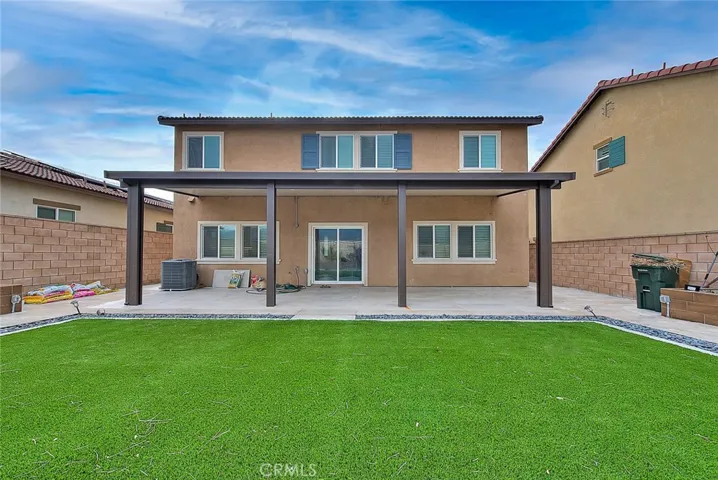 15678 Parry Peak Drive, Fontana, California 92336