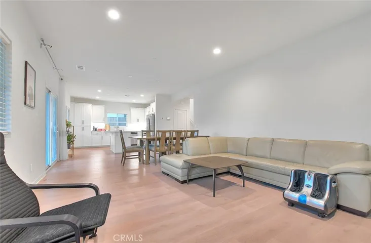 15678 Parry Peak Drive, Fontana, California 92336