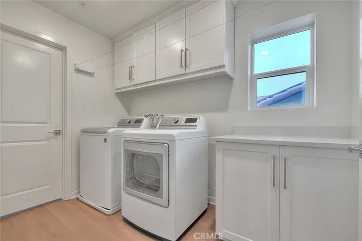 15678 Parry Peak Drive, Fontana, California 92336