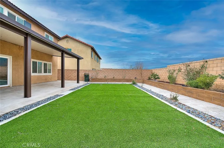 15678 Parry Peak Drive, Fontana, California 92336