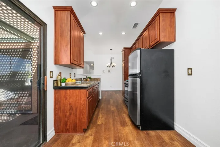3561 W Greentree Circle F, Anaheim, California 92804