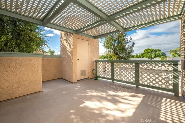 Large patio accessible from living room or kitchen sliders