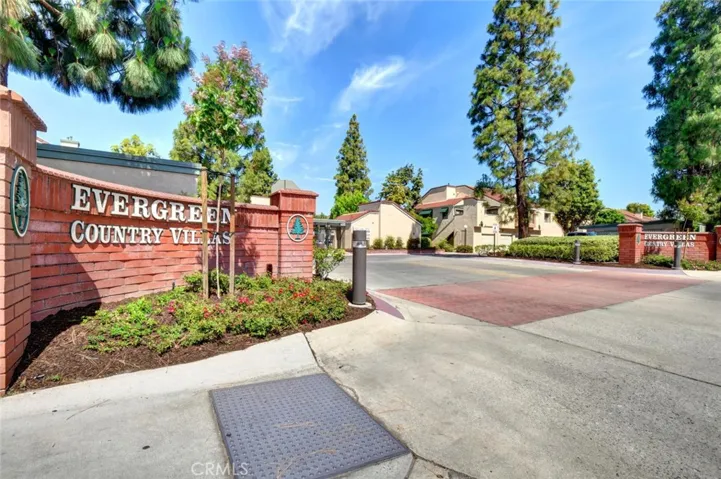 3561 W Greentree Circle F, Anaheim, California 92804