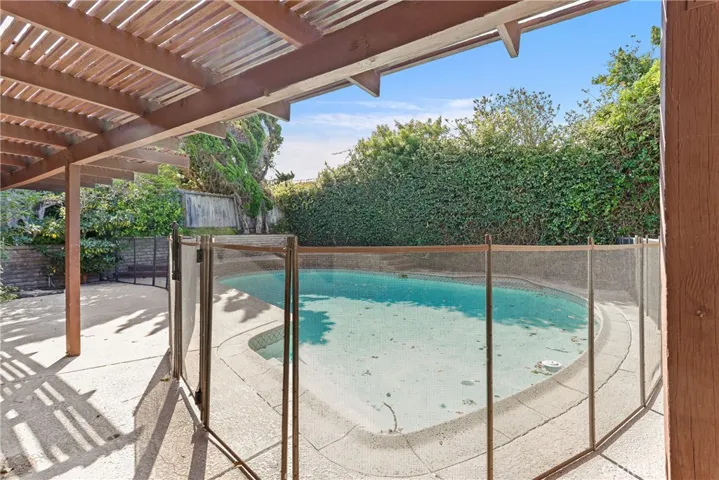 30435 Via Victoria, Rancho Palos Verdes, California 90275