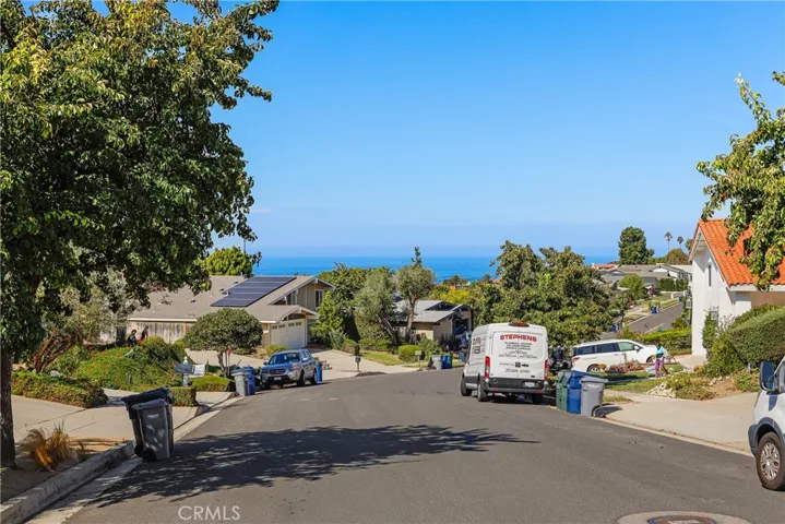 30435 Via Victoria, Rancho Palos Verdes, California 90275
