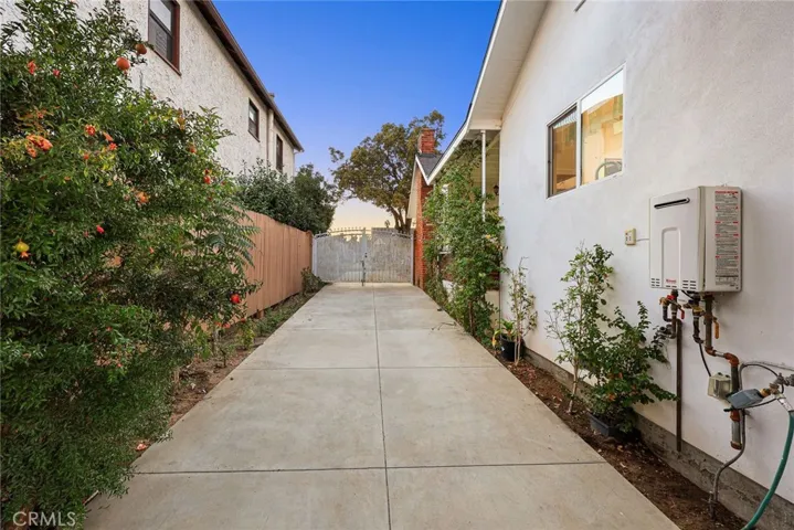 1824 S 8th Street, Alhambra, California 91803