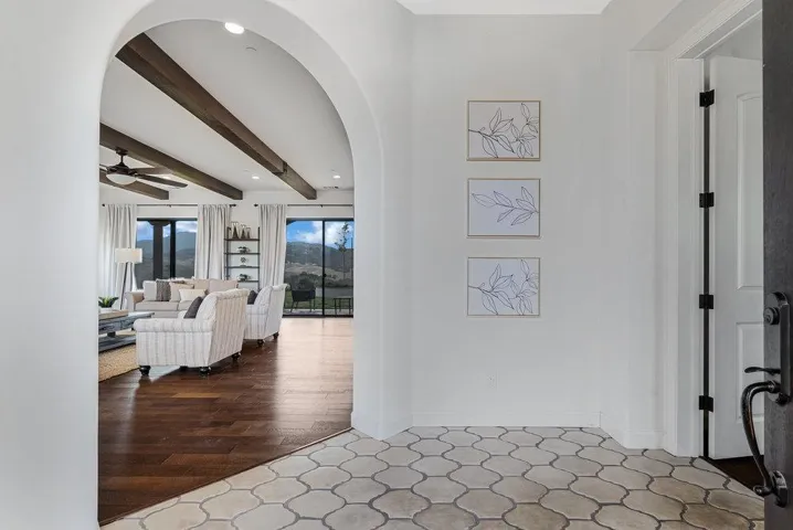 4021 Ashford Circle, Hollister, California 95023