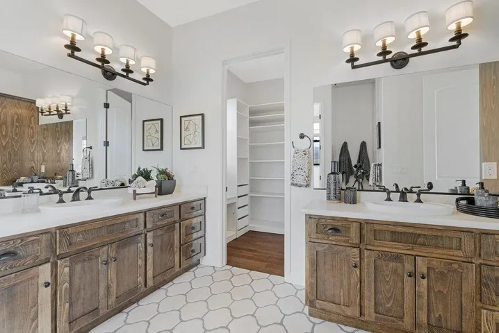 4021 Ashford Circle, Hollister, California 95023