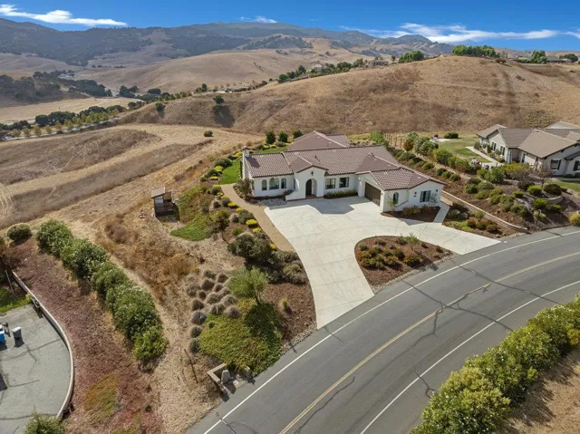 4021 Ashford Circle, Hollister, California 95023