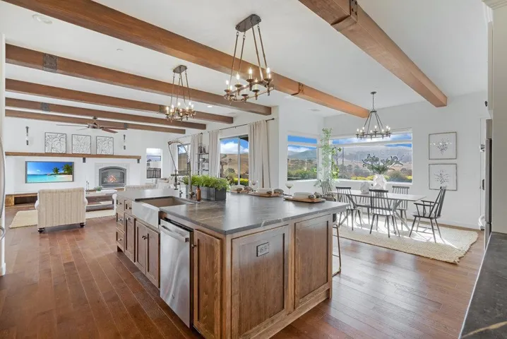 4021 Ashford Circle, Hollister, California 95023