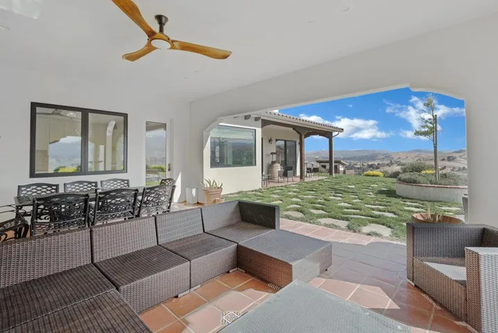 4021 Ashford Circle, Hollister, California 95023