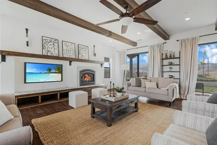 4021 Ashford Circle, Hollister, California 95023