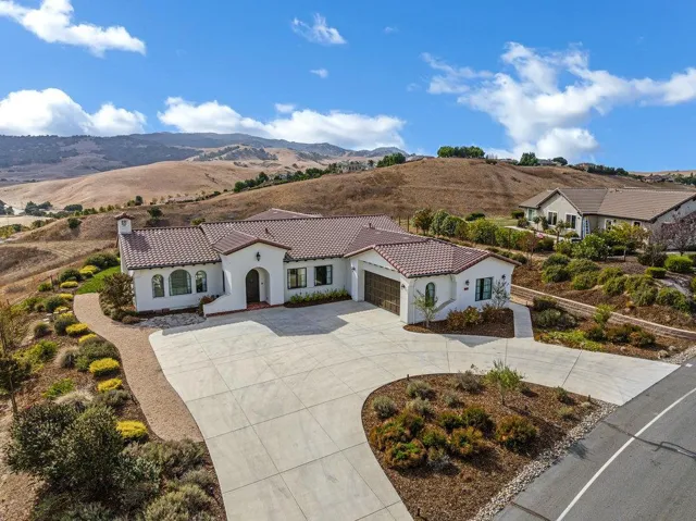 4021 Ashford Circle, Hollister, California 95023