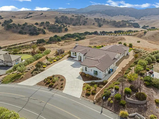 4021 Ashford Circle, Hollister, California 95023