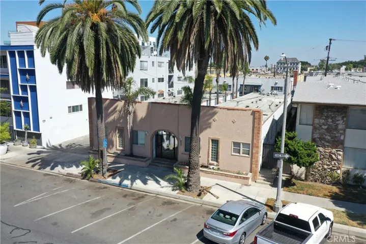 833 E 1st Street, Long Beach, California 90802