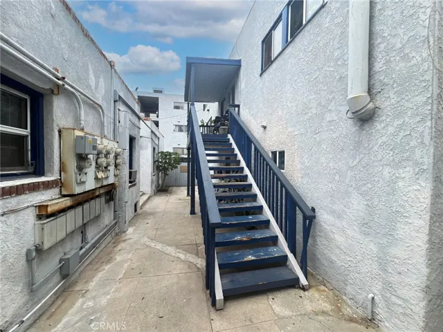 833 E 1st Street, Long Beach, California 90802