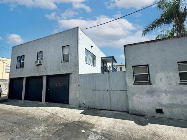 833 E 1st Street, Long Beach, California 90802