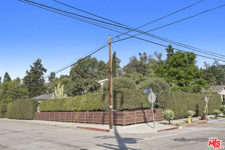 1701 N Avenue 56, Los Angeles, California 90042