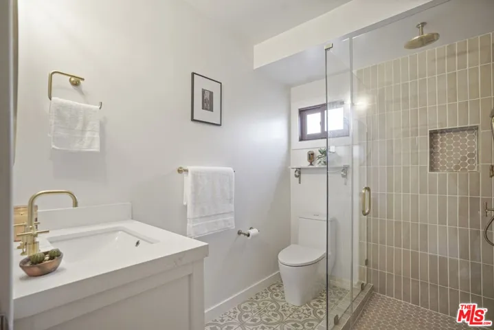1701 N Avenue 56, Los Angeles, California 90042