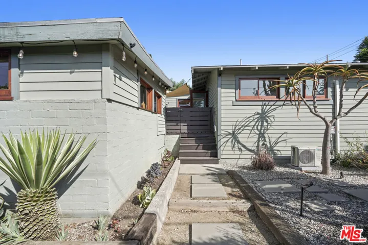 1701 N Avenue 56, Los Angeles, California 90042