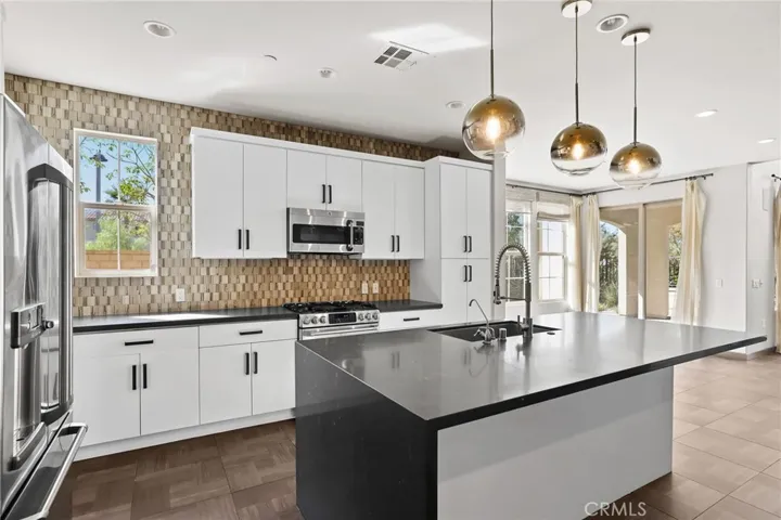 302 Finch, Lake Forest, California 92630