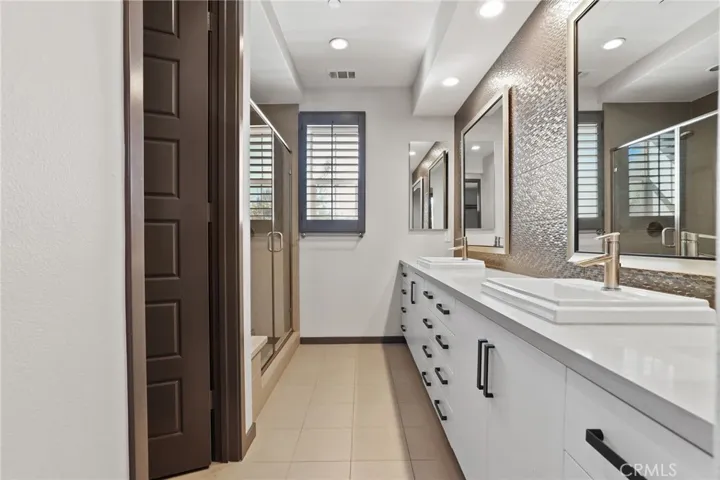 302 Finch, Lake Forest, California 92630