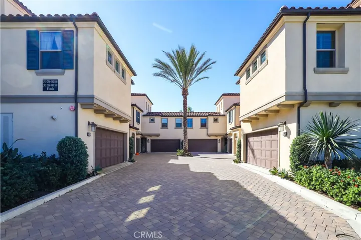302 Finch, Lake Forest, California 92630
