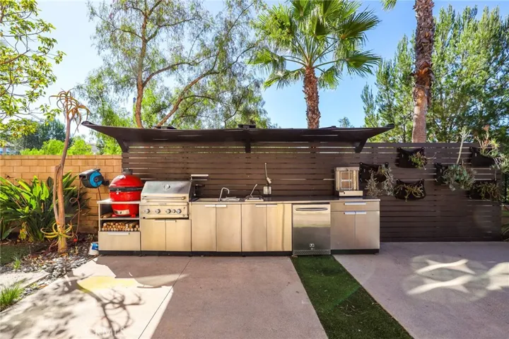 302 Finch, Lake Forest, California 92630