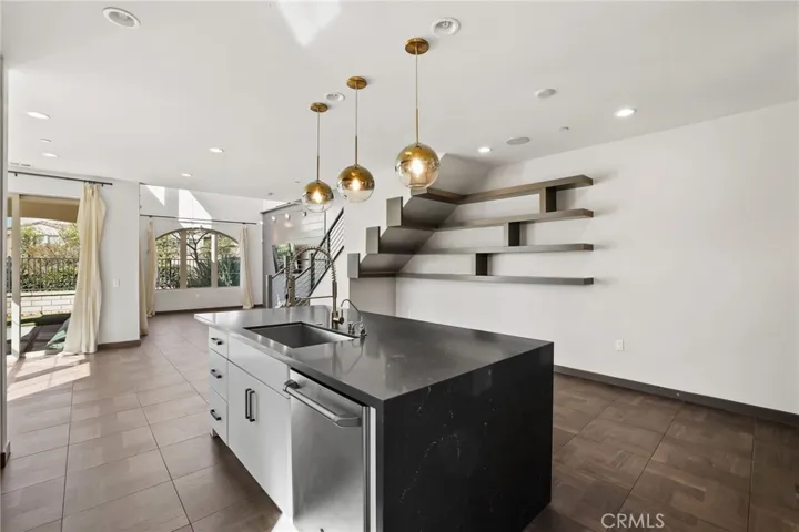 302 Finch, Lake Forest, California 92630