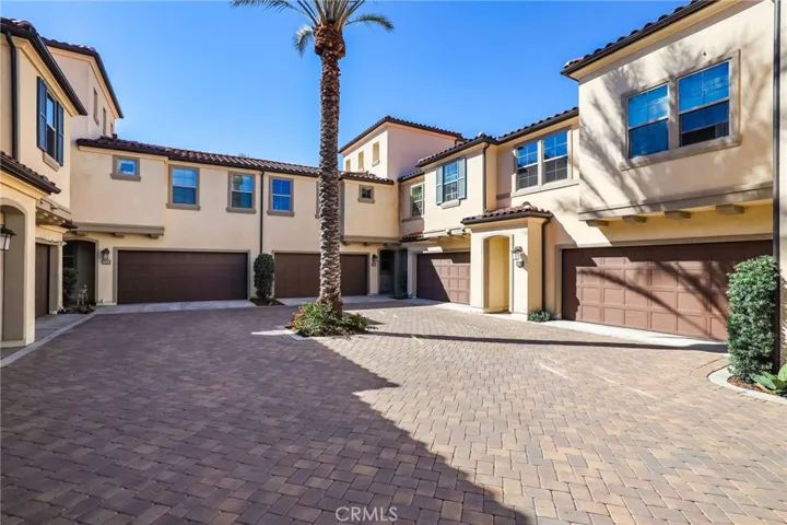 302 Finch, Lake Forest, California 92630