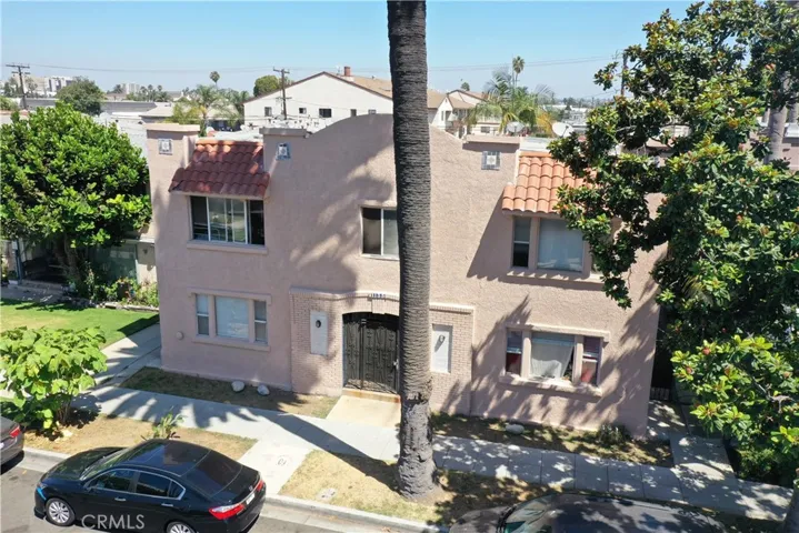 1135 E 3rd Street, Long Beach, California 90802