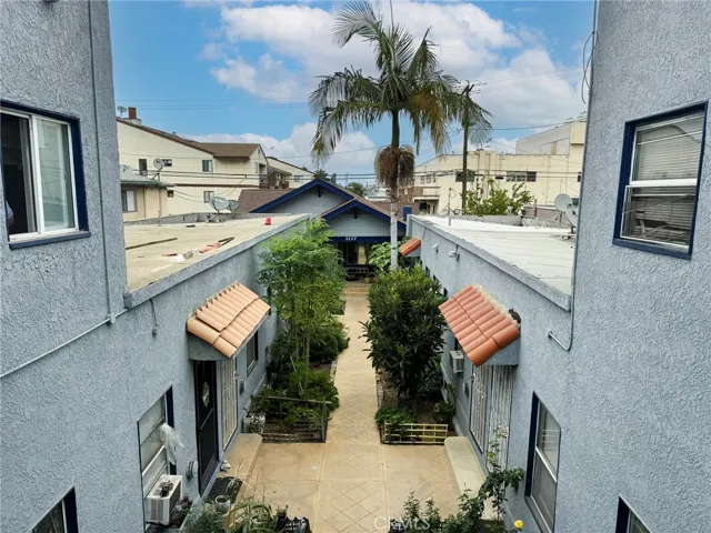 1135 E 3rd Street, Long Beach, California 90802