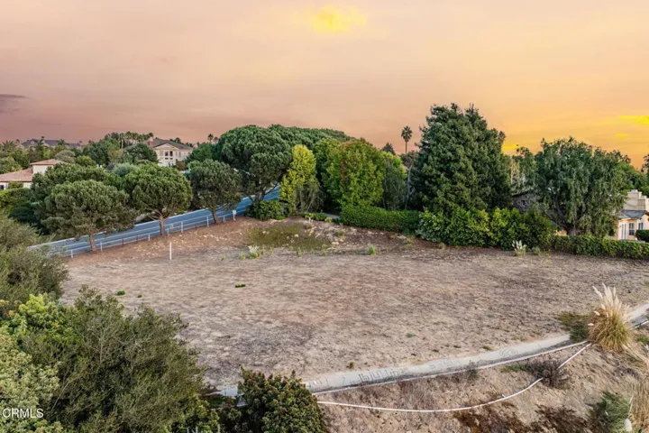 9-web-or-mls-1250-crestview-ave