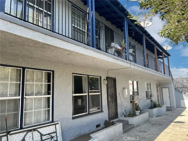 1930 E 7th Street, Long Beach, California 90813