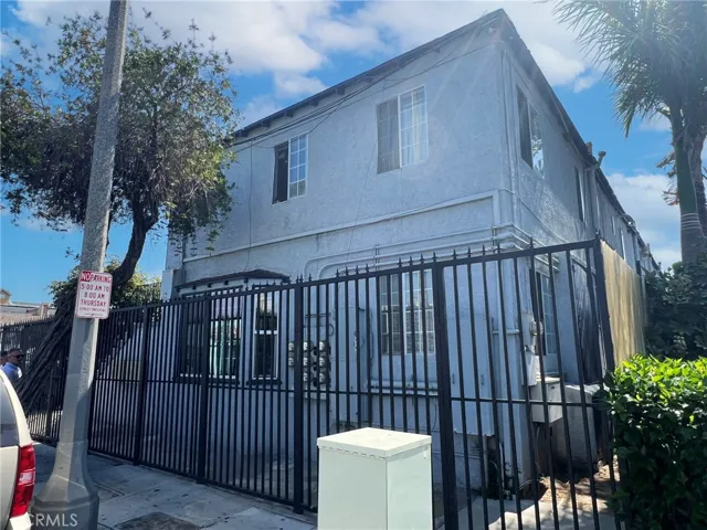 1930 E 7th Street, Long Beach, California 90813