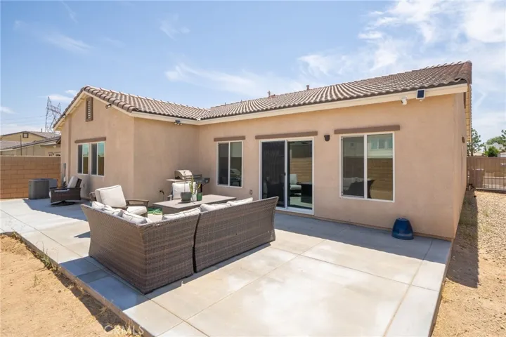13332 Via Palma Road, Victorville, California 92392