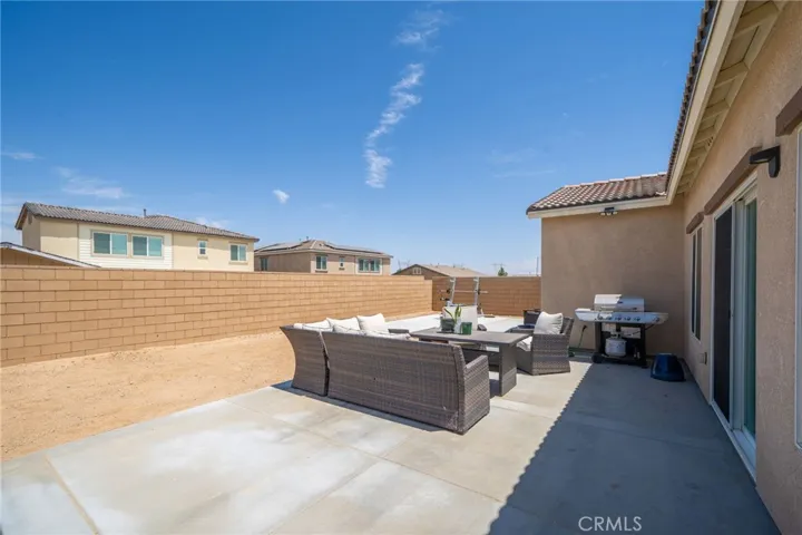 13332 Via Palma Road, Victorville, California 92392