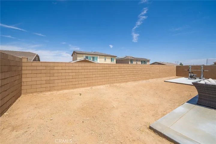 13332 Via Palma Road, Victorville, California 92392