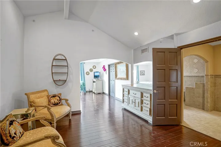 Master bdrm sitting area
