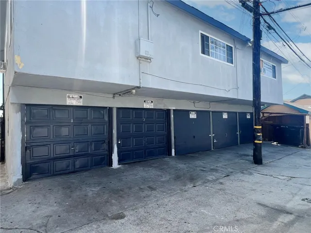 2521 E 7th Street, Long Beach, California 90804