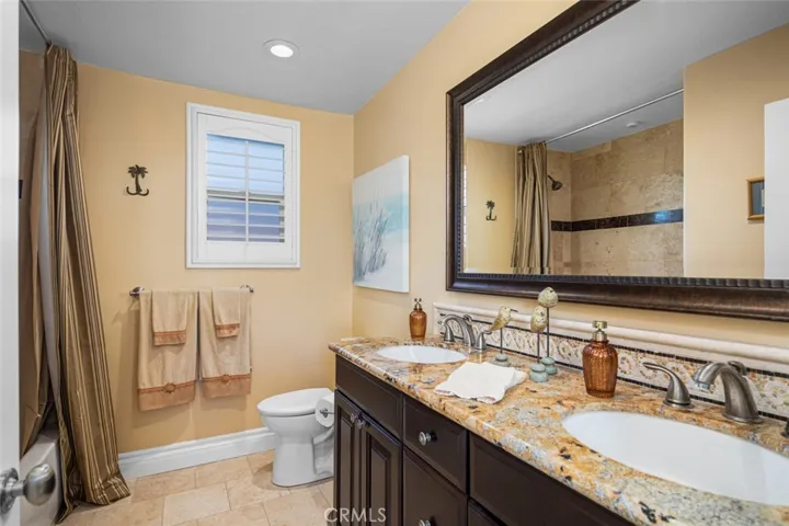 21945 Cayuga Lane, Lake Forest, California 92630