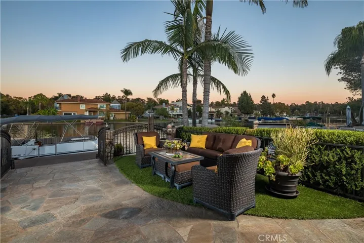 21945 Cayuga Lane, Lake Forest, California 92630