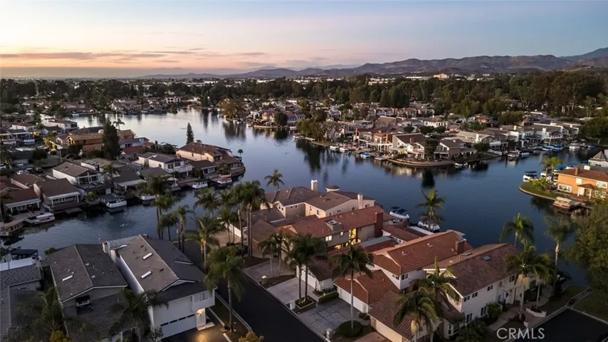 21945 Cayuga Lane, Lake Forest, California 92630