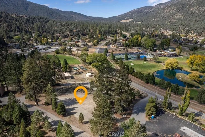 16330 Mil Potrero, Pine Mountain Club, California 93222