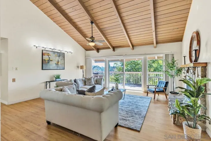 9273 Camino Paz Ln, La Mesa, California 91941
