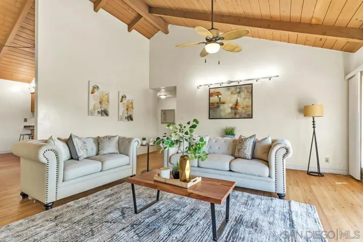 9273 Camino Paz Ln, La Mesa, California 91941