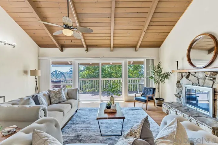 9273 Camino Paz Ln, La Mesa, California 91941