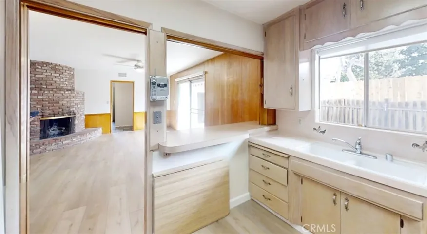 1140 E Maple Avenue, Orange, California 92866