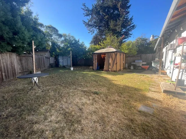 1352 Vineyard Court, Santa Rosa, California 95407